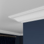 Карниз из ЛДФ Ultrawood арт. CR 0023 (2000 х 135,5 х 65) - Плинтус потолочный