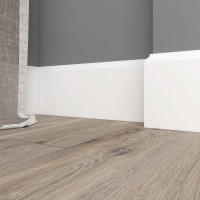 Плинтус напольный из ЛДФ Ultrawood арт. Base 0008 i (2000 x 134 x 12 мм.)