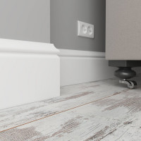 Плинтус напольный из ЛДФ Ultrawood арт. Base 5500 i (2000 x 138 x 18 мм.)