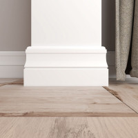 Плинтус напольный из ЛДФ Ultrawood  Base 0015 (2440 x 127 x 19 мм.)