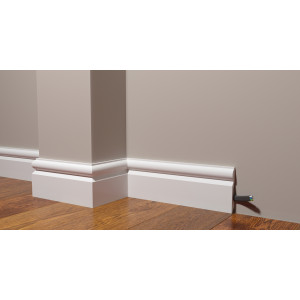 Плинтус напольный из дюрополимера DD137 Decor-Dizayn